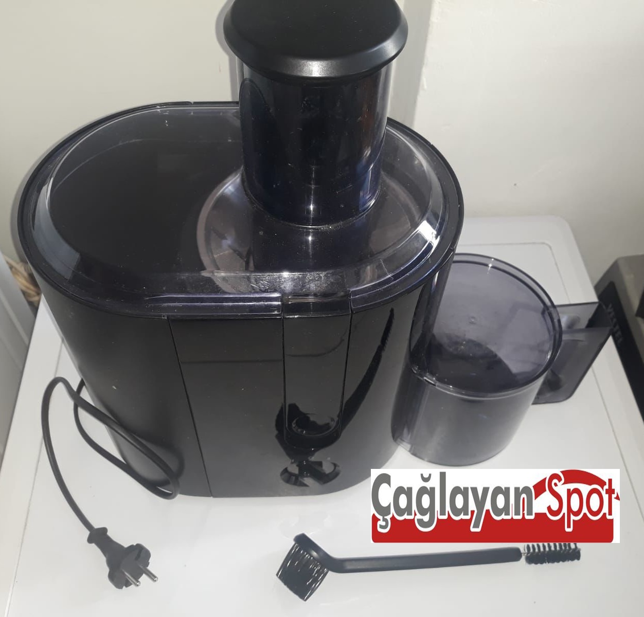 Braun Multiquick 3 Meyve Sıkacagi 3 Braun Multiquick 3 J300 Katı Meyve ve Sebze Sıkacağı-800W